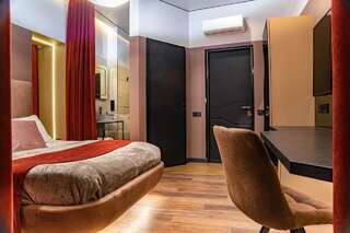 Апартаменты Luxury Upscale Apartments On Maydan Киев Двухместный номер Делюкс с 1 кроватью и балконом-8